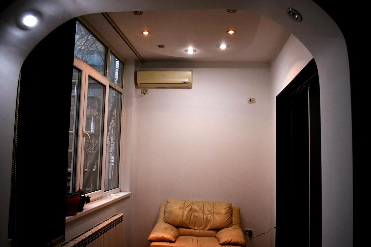 Grand Central Accomodation Sala Palatului Bucharest Luaran gambar